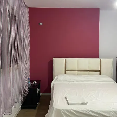 Julian 2-bedroom Instgr Juliaandt * Vlorë